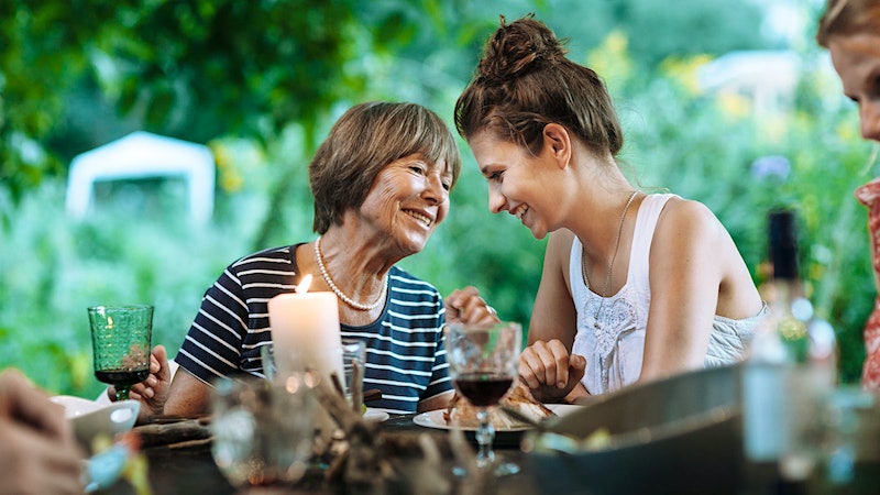 Older Drinkers Most Likely to Reap Alcohol’s Protective Health Benefits
