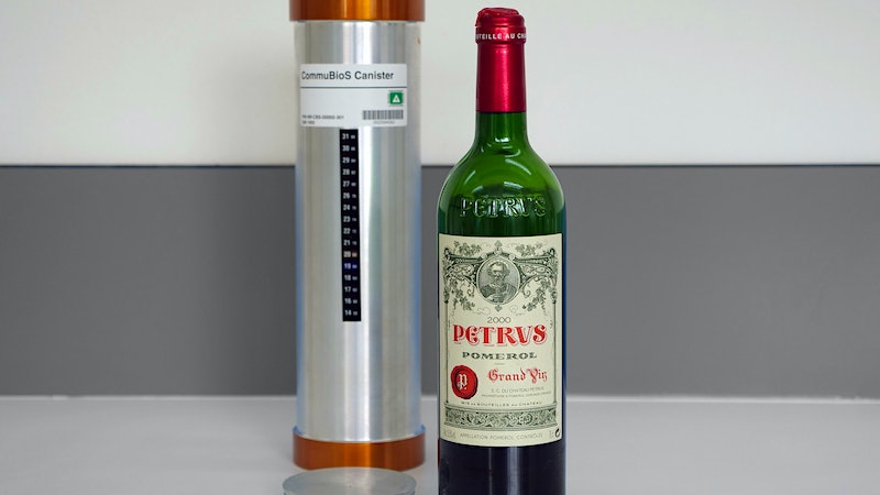 Pétrus in Space: A Comparative Tasting of Terrestrial and Interstellar Bordeaux